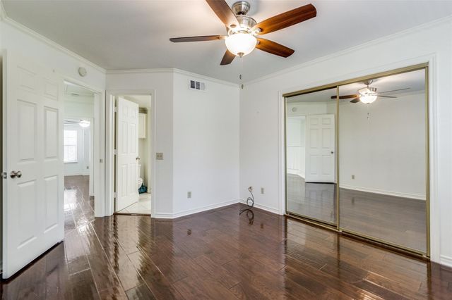 5950 Lindenshire 201, Dallas, TX 75230