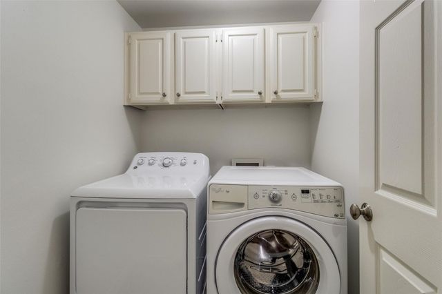 5950 Lindenshire 201, Dallas, TX 75230