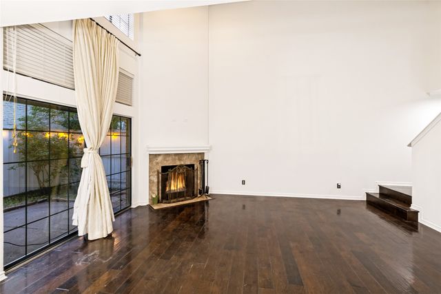 5950 Lindenshire 201, Dallas, TX 75230