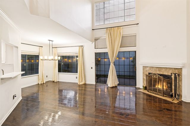 5950 Lindenshire 201, Dallas, TX 75230