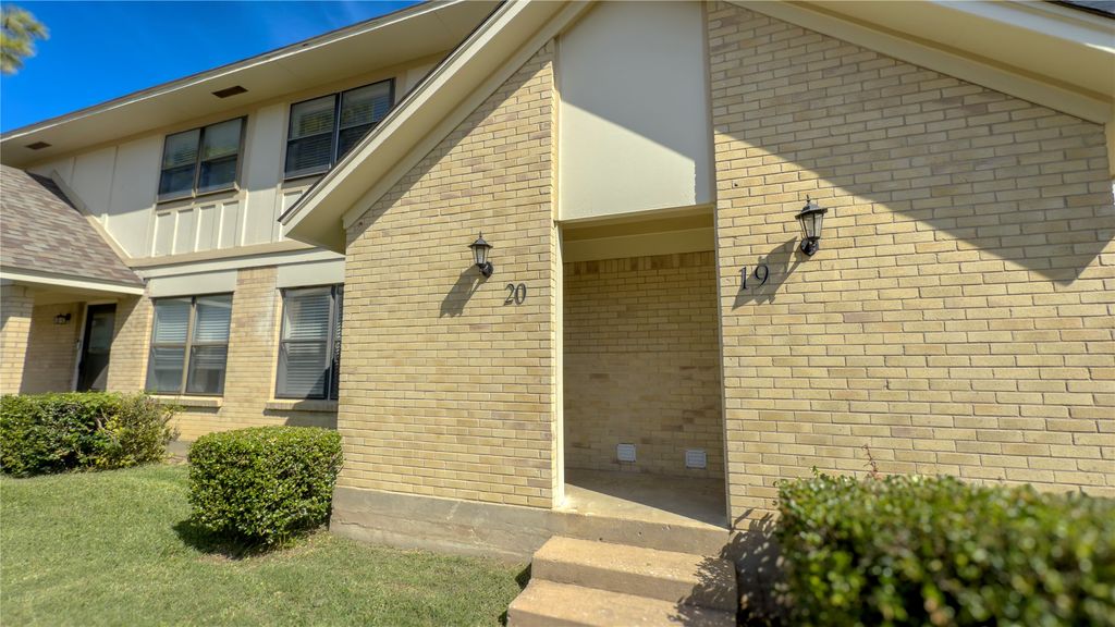 1905 W Morton Street 20, Denison, TX 75020