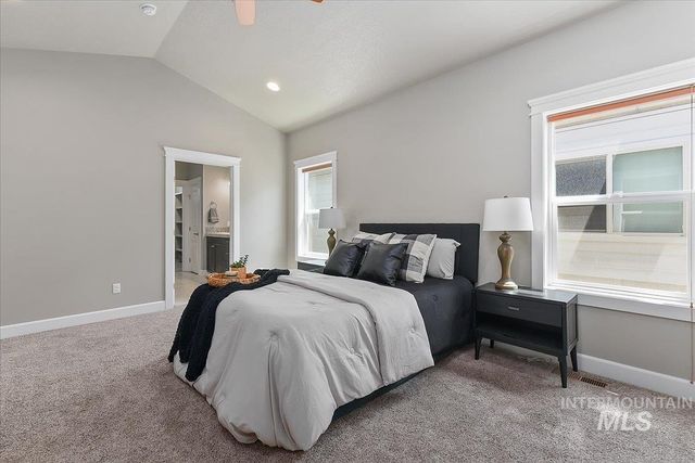 1484 E Summerplace St., Meridian, ID 83646