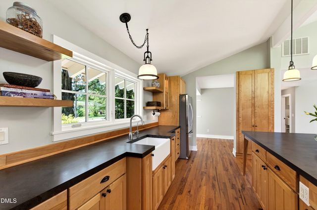 801 Merrie Road, Raleigh, NC 27606