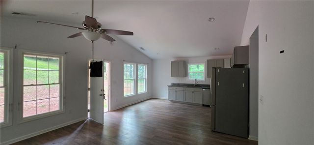 417 Forest Acres Circle, Walhalla, SC 29691
