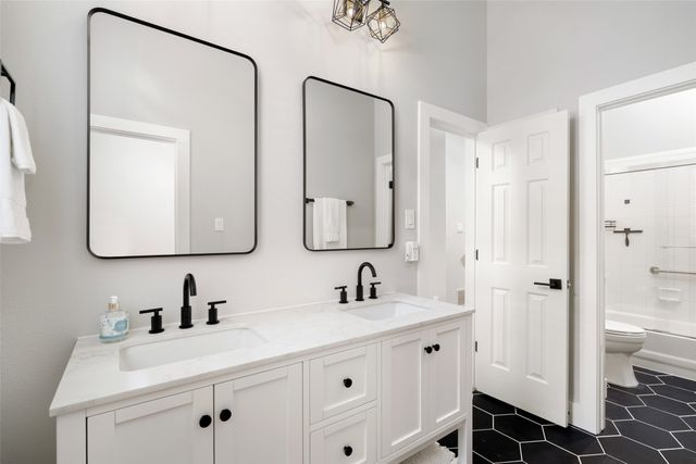 905 Rolling Meadows Court, Allen, TX 75013