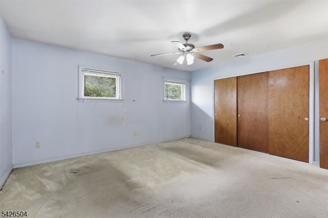 7 Essex Rd, Washington Twp., NJ 07882
