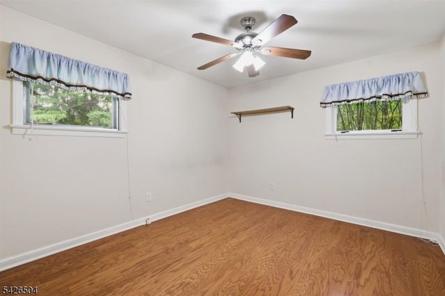 7 Essex Rd, Washington Twp., NJ 07882