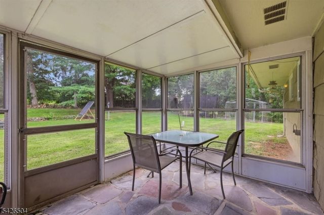 7 Essex Rd, Washington Twp., NJ 07882