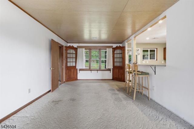 7 Essex Rd, Washington Twp., NJ 07882