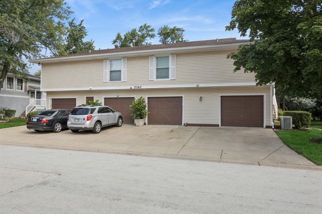 5340 Crescent Lane A, Oak Forest, IL 60452