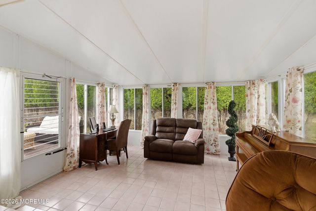 76 Westport Drive, Toms River, NJ 08757