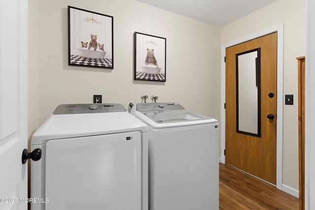 76 Westport Drive, Toms River, NJ 08757