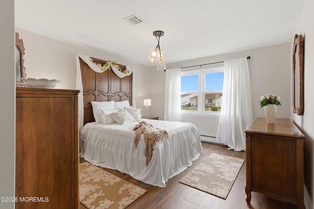 76 Westport Drive, Toms River, NJ 08757