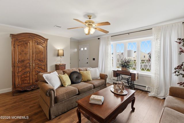 76 Westport Drive, Toms River, NJ 08757