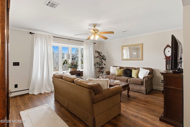 76 Westport Drive, Toms River, NJ 08757