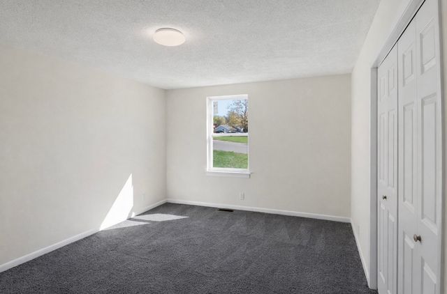 1300 Bellshire Terrace Dr, Nashville, TN 37207