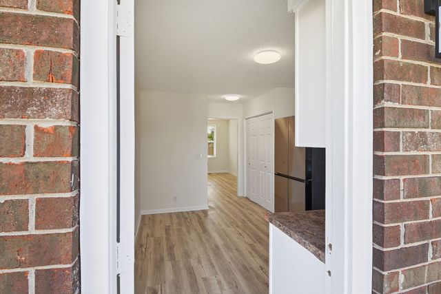 1300 Bellshire Terrace Dr, Nashville, TN 37207