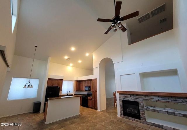 2406 W RED RANGE Way, Phoenix, AZ 85085