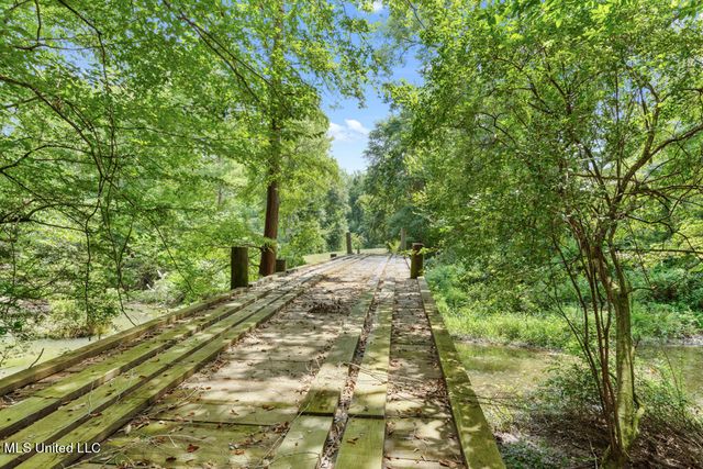 9085 Old River Road, Petal, MS 39465