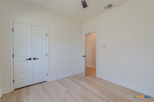 221 Roosevelt Drive, Seguin, TX 78155