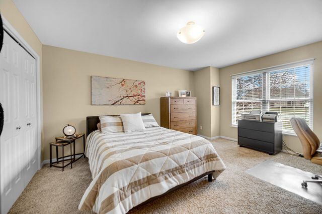 2045 Briarwood Lane, Highland, IN 46322