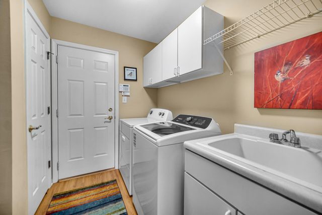 2045 Briarwood Lane, Highland, IN 46322