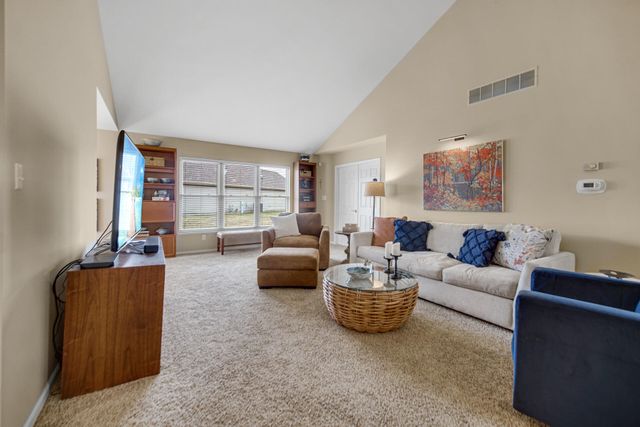 2045 Briarwood Lane, Highland, IN 46322