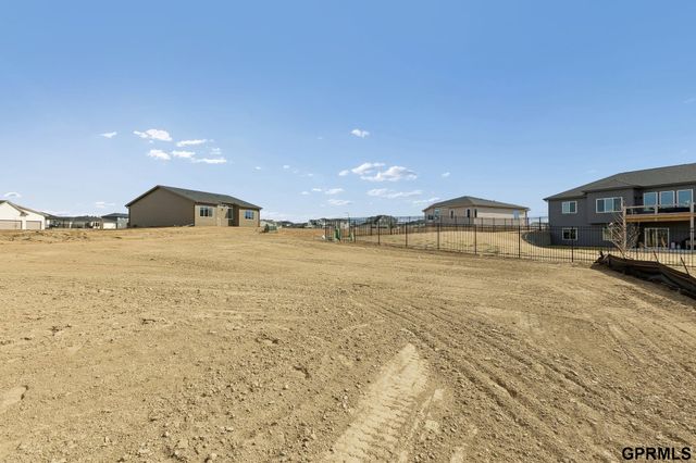 7711 S 180 Avenue, Omaha, NE 68136