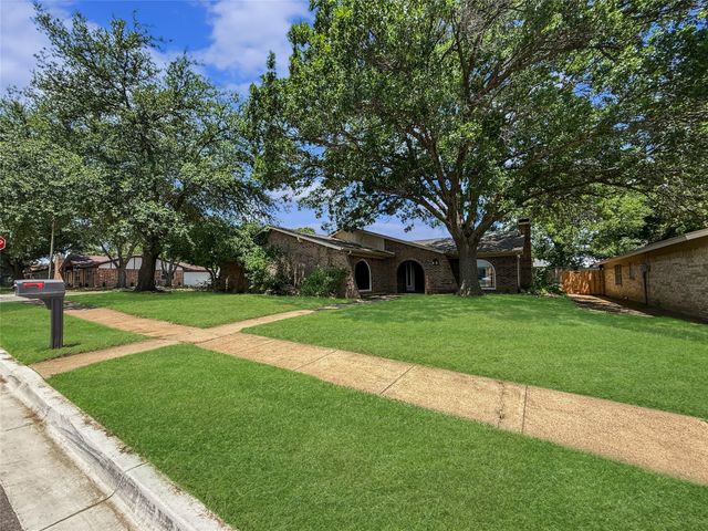 6251 Shirley Drive, North Richland Hills, TX 76180