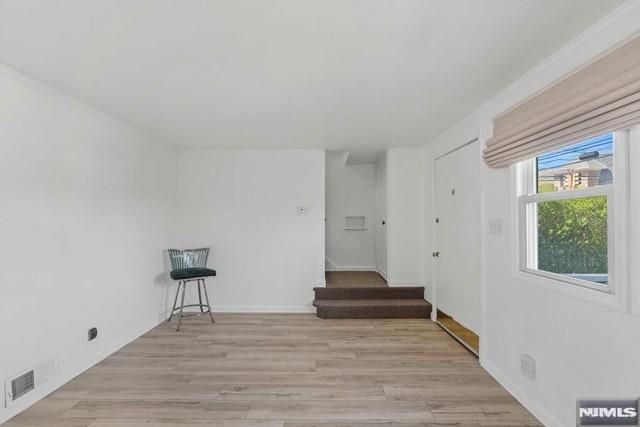 91 Kingsland Street, Nutley, NJ 07110