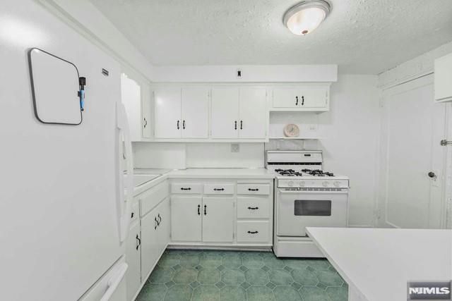 91 Kingsland Street, Nutley, NJ 07110