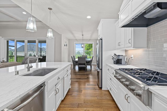 1920 Annika Drive N, Lake Elmo, MN 55042