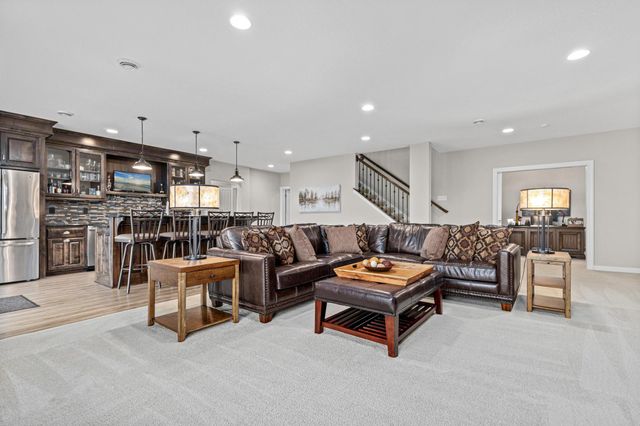 1920 Annika Drive N, Lake Elmo, MN 55042