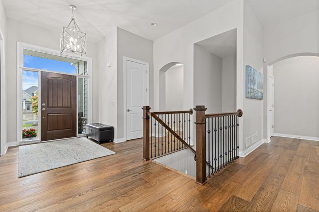 1920 Annika Drive N, Lake Elmo, MN 55042