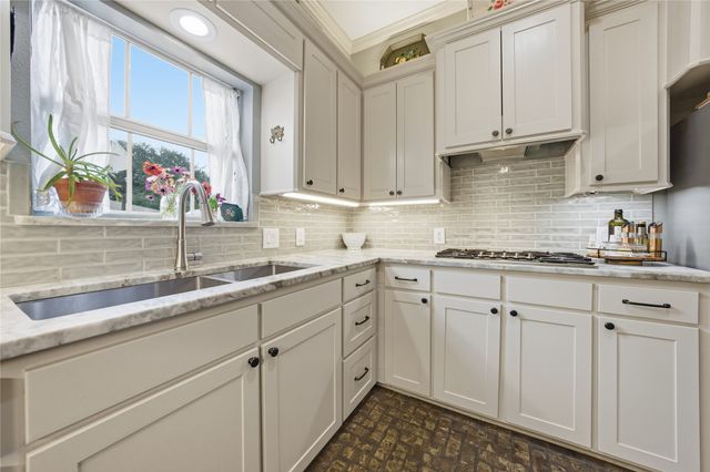 202 Tanglewood Street, Athens, TX 75751