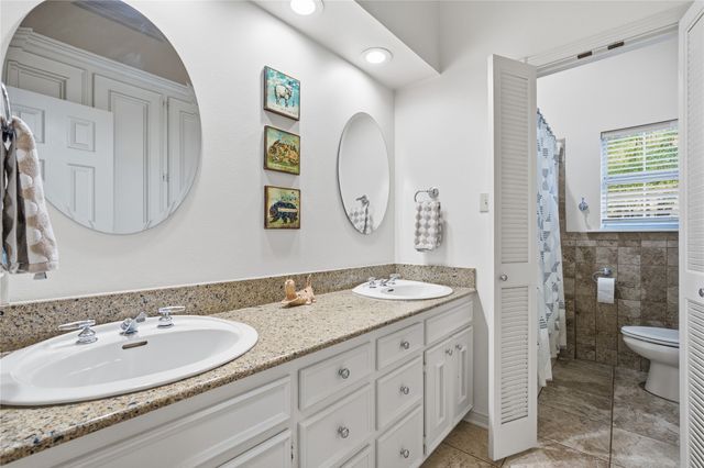 202 Tanglewood Street, Athens, TX 75751