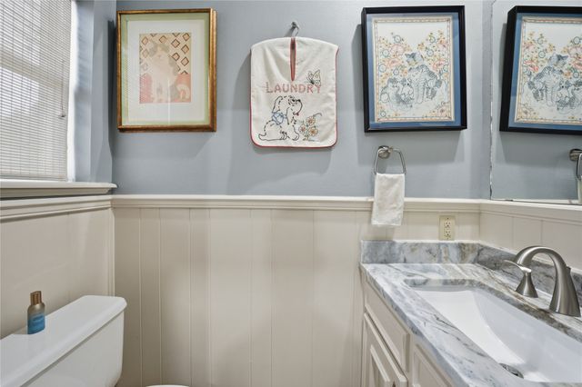 202 Tanglewood Street, Athens, TX 75751