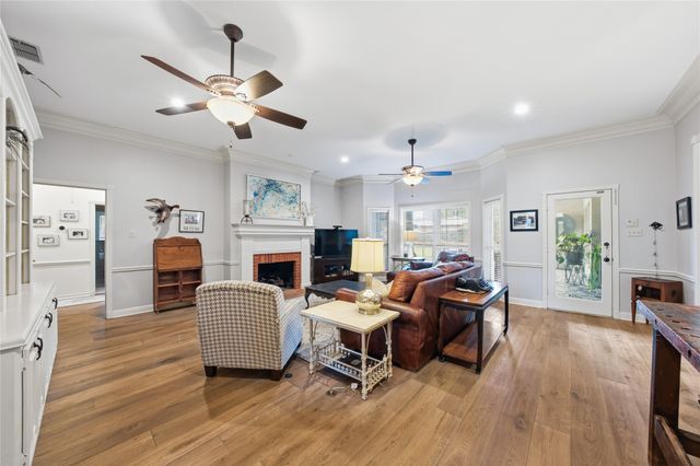 202 Tanglewood Street, Athens, TX 75751