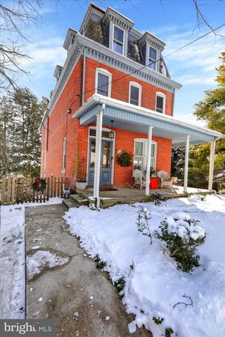 1107 FRIEDENSBURG RD, Reading, PA 19606