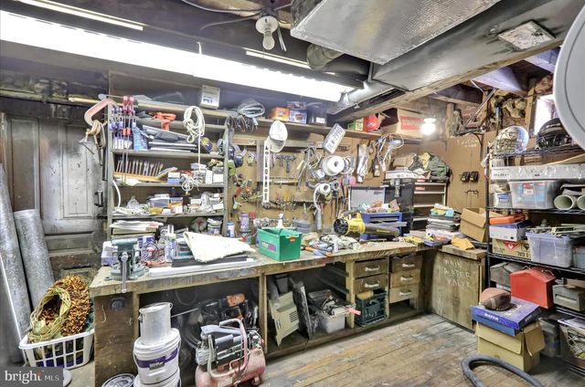 1107 FRIEDENSBURG RD, Reading, PA 19606