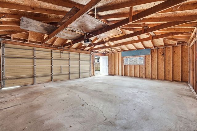 10607 S May Street, Chicago, IL 60643