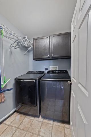 1813 Sebastian Drive, Woodstock, IL 60098