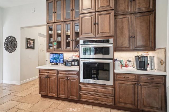 17401 Raymer Street, Sherwood Forest, CA 91325