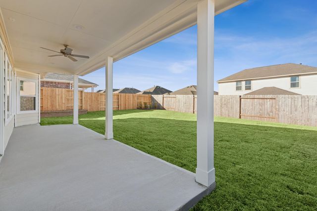 627 Spring Ashberry Court, Magnolia, TX 77354