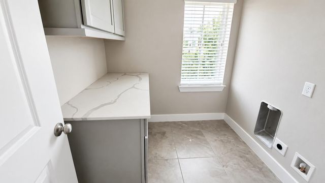 1222 W 24th Street A, Houston, TX 77008