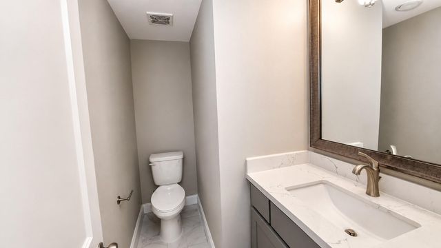 1222 W 24th Street A, Houston, TX 77008