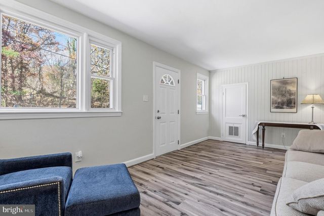 7365 RACE RD, Hanover, MD 21076