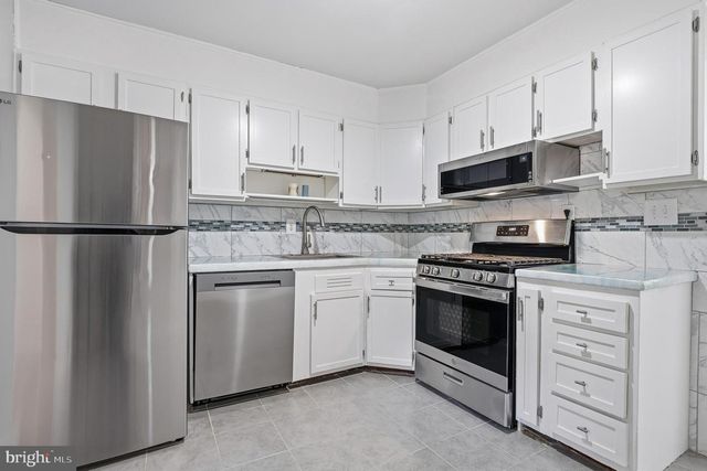 7365 RACE RD, Hanover, MD 21076