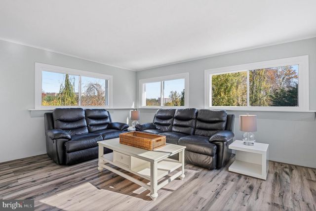 7365 RACE RD, Hanover, MD 21076