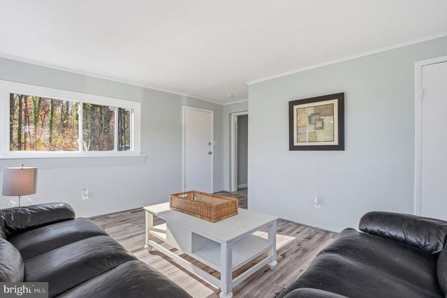 7365 RACE RD, Hanover, MD 21076